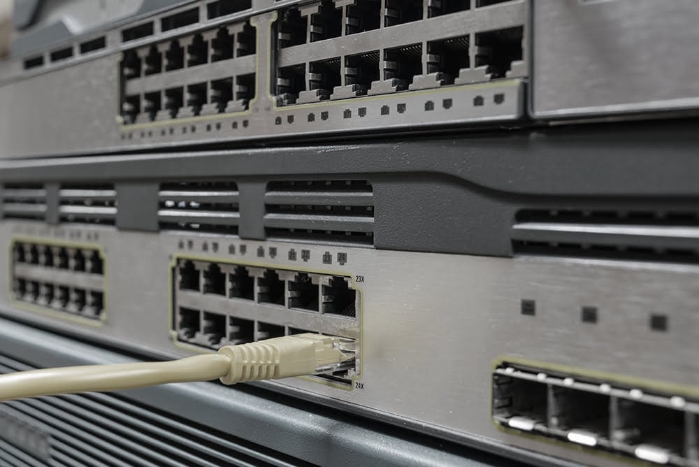 Choosing the Right Refurbished Switches for Your Network