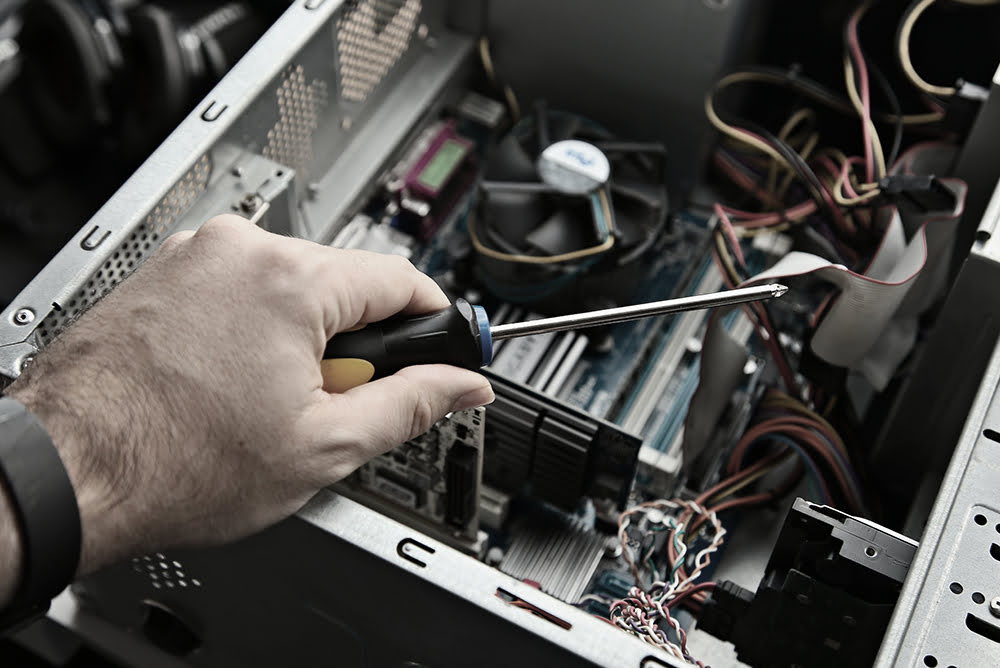 5 Common Causes of Server Hardware Failure and Ways to Troubleshoot Them